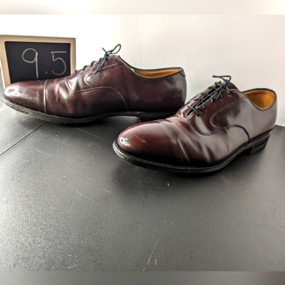 Johnston & Murphy 9.5 lace up Cherry Wood leather classic‎ oxfords